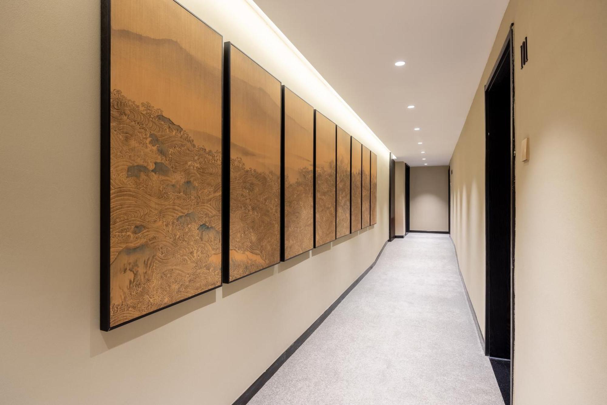 Beijing Tangfu Nanluoguxiang Wang Fu Jing Forbidden City Snack Street Hotel,1 Stop Walking To Airport Express,3 Stop To Tiananmen&Free Laundry Dry Service &Professional Free Tour Ticket Service With English Speaking Staff Exterior photo