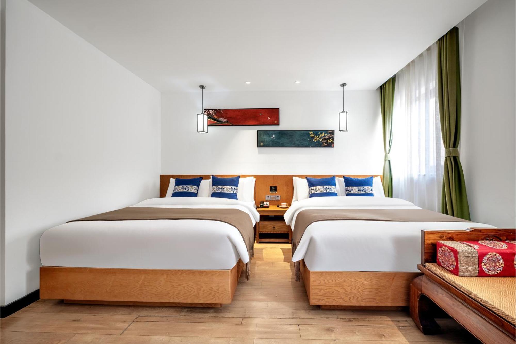 Beijing Tangfu Nanluoguxiang Wang Fu Jing Forbidden City Snack Street Hotel,1 Stop Walking To Airport Express,3 Stop To Tiananmen&Free Laundry Dry Service &Professional Free Tour Ticket Service With English Speaking Staff Exterior photo